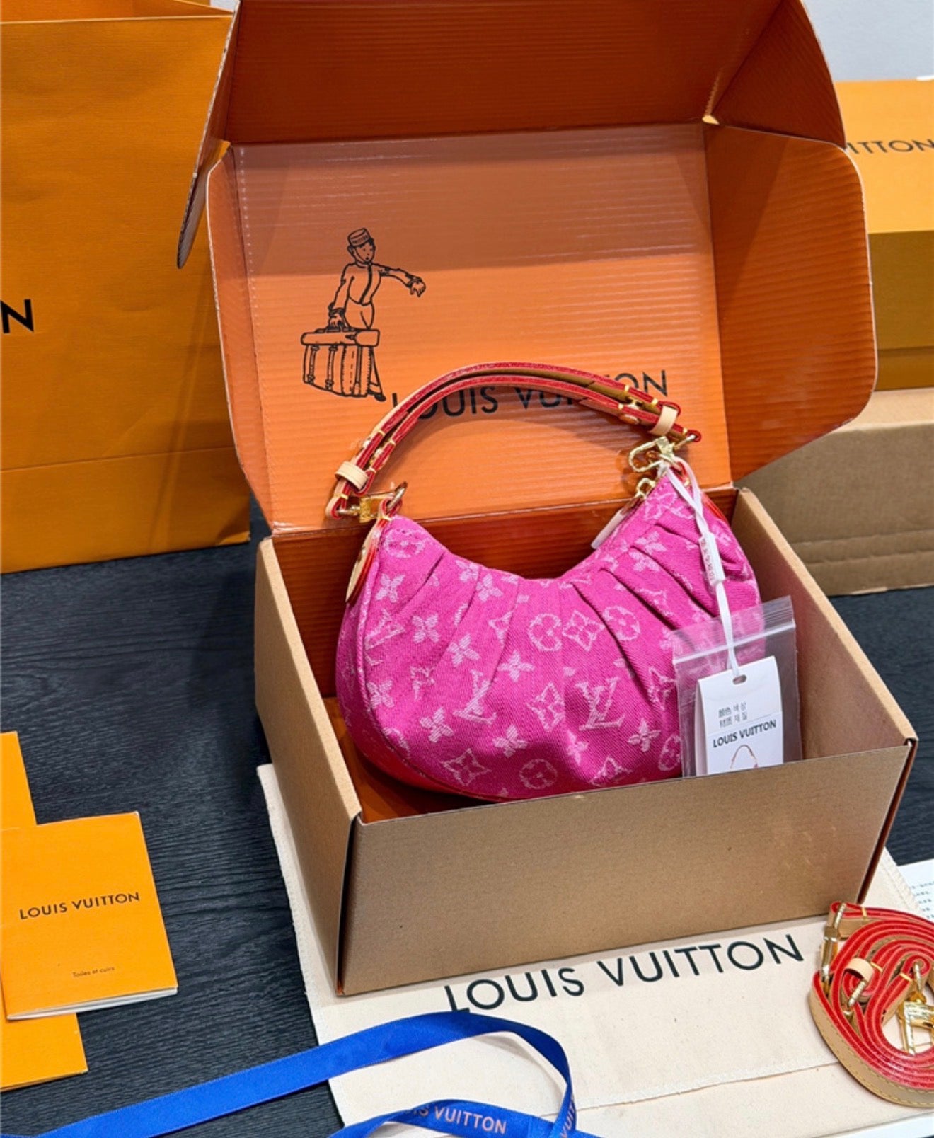 Lv pink hangbag