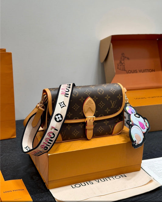 Lv shoulder bag